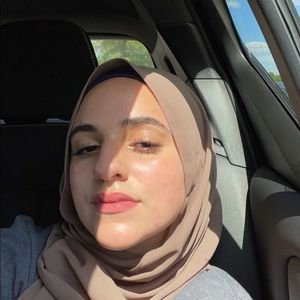 Meet your Posher, Jana